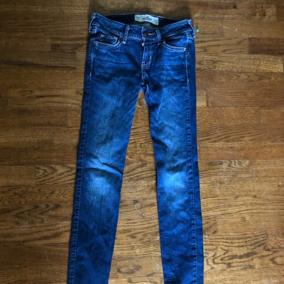 HOLLISTER SKINNY JEANS - Picture 2 of 3